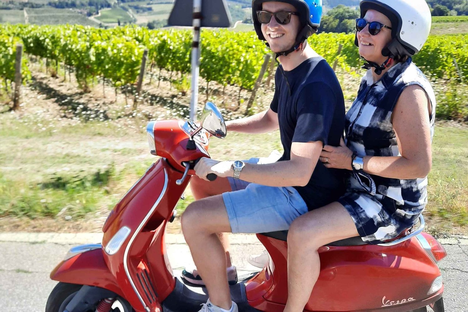 Florence: Vespa Tour as a Passenger with Driver