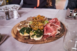 Florence: Vintage Fiat 500 Tour with Chianti Winery & Lunch