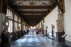 Флоренция: пешеходная экскурсия, галерея Академии и галерея Уффици