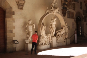 Florence: Walking Tour and Bargello Museum