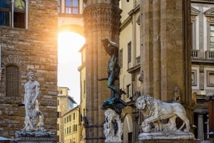 Florence: Walking Tour with Accademia Gallery