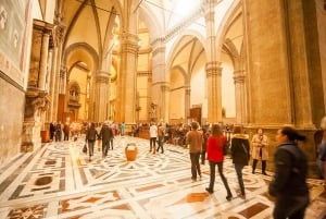 Florence: Walking Tour with Skip-the-Line Accademia Gallery