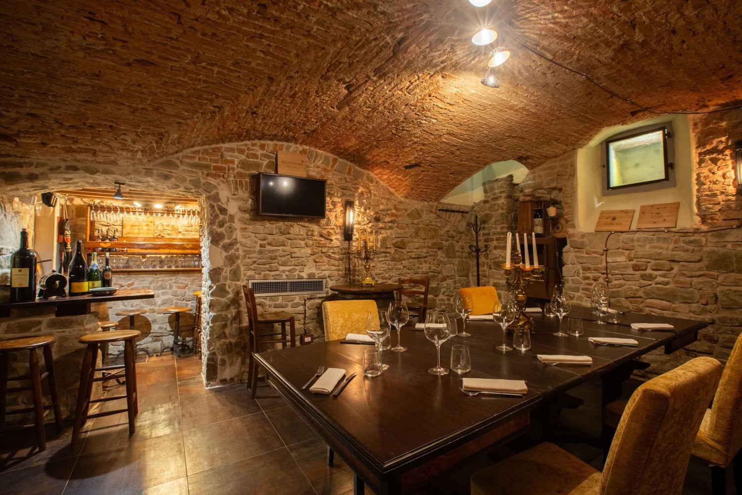 Florenz: Weinfenster-Erlebnis & toskanische Wurstwaren