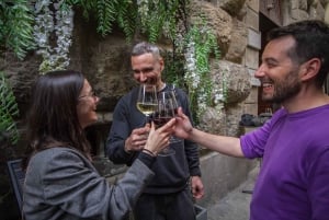 Florence: Wine Windows & Hidden Legends Evening Tour