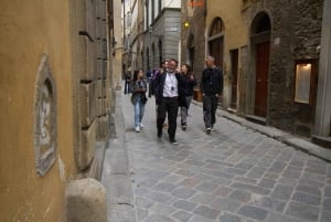Florence: Wine Windows & Hidden Legends Evening Tour