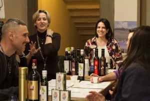 Florence: Wine Windows & Hidden Legends Evening Tour