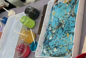 Esperienza artigianale di marmorizzazione su carta fiorentina