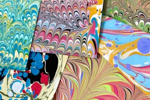 Esperienza artigianale di marmorizzazione su carta fiorentina