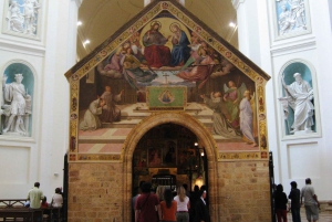 フィレンツェからアッシジとオルヴィエートの終日ツアー