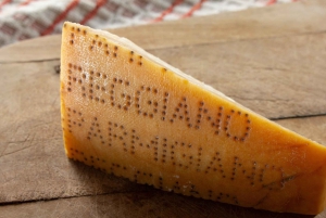 Från Florens: Dagsutflykt till Bologna med lokala smaktester