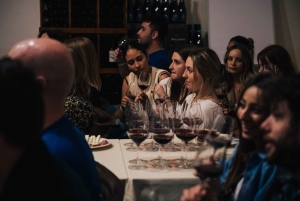 フィレンツェ発キャンティヒルズ半日ツアーとワインテイスティング