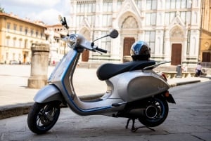 Z Florencji: Wycieczka Vespa z przewodnikiem po Chianti z lunchem