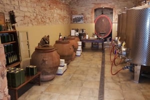 From Florence: Chianti Wine Tour at 2 Estates w/Lunch&snacks
