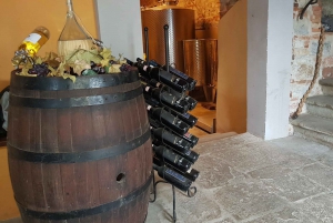 From Florence: Chianti Wine Tour at 2 Estates w/Lunch&snacks