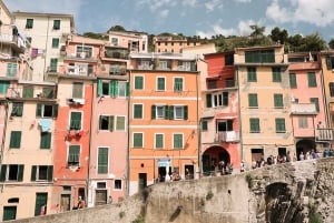 Firenzestä: Cinque Terre edestakainen bussikuljetus