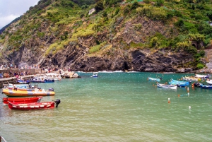 フィレンツェ発ピサとチンクエテッレ1日プライベートツアー