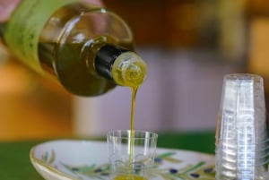 De Florença: Tour em pequenos grupos para degustação de azeite de oliva e vinho