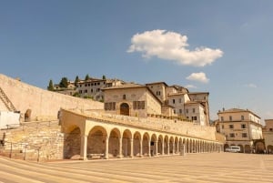 Fra Firenze: Orvieto- og Assisi-tur med kirkebesøg