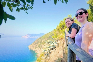 Fra Firenze: Pisa og Cinque Terre dagstur - liten gruppe