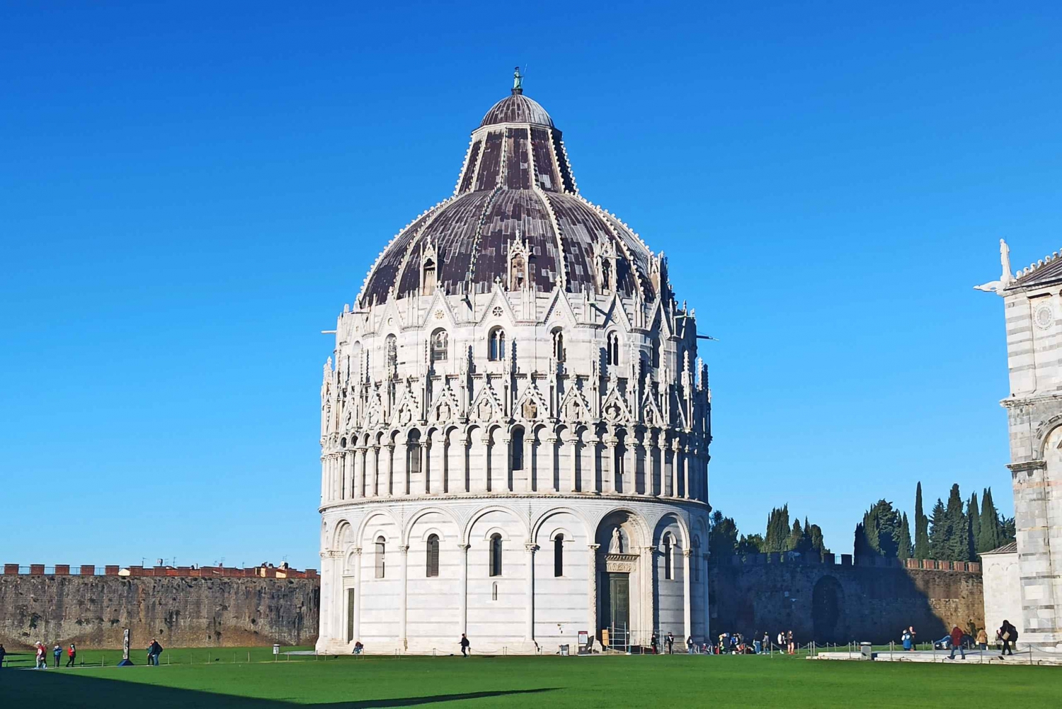 From Florence: Pisa/Chianti Half Day Tour with Wine Tasting