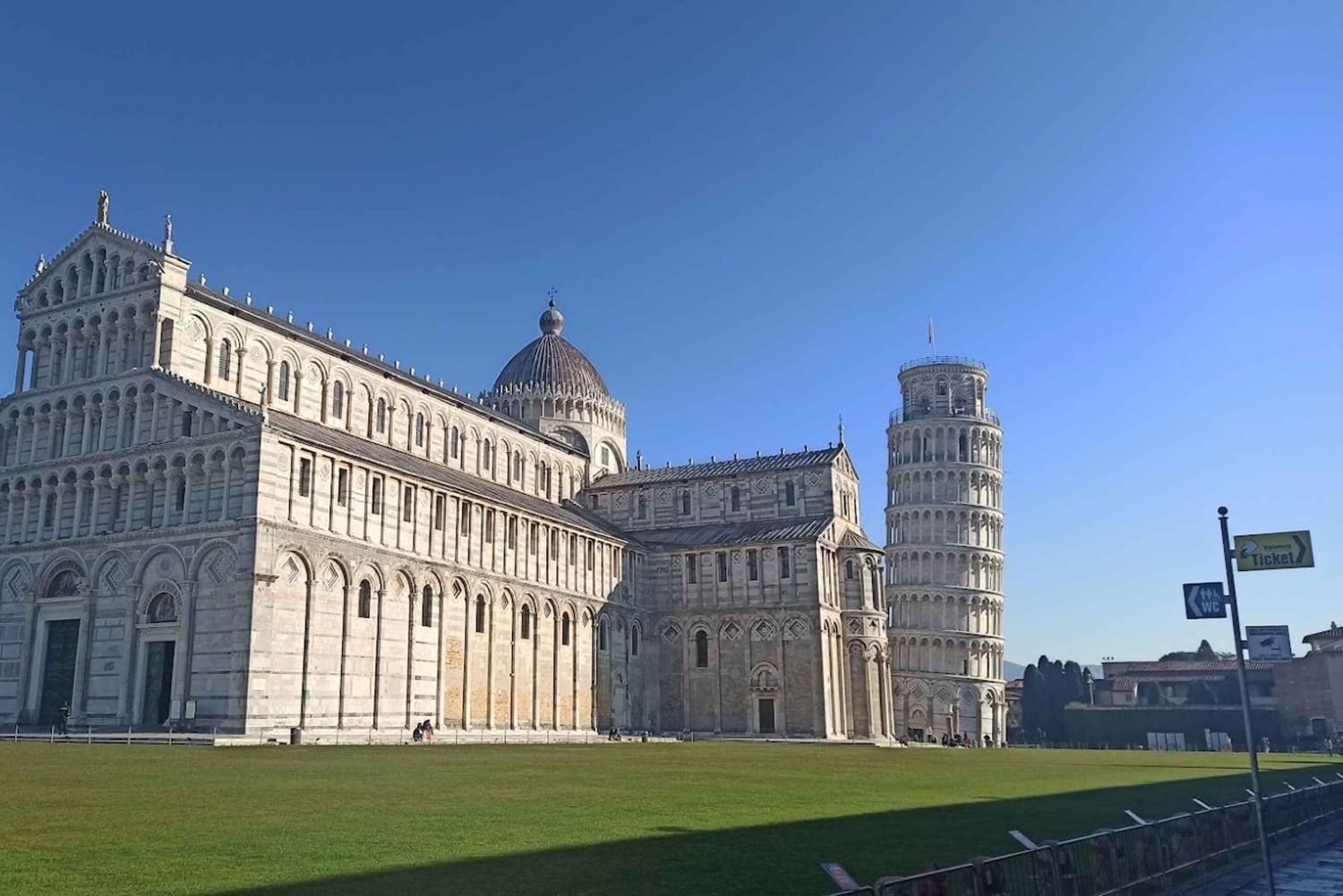 Vanuit Florence: Pisa/Chianti Halve Dag Tour met Wijnproeverij