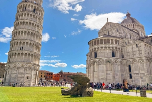 Desde Florencia: Excursión de un Día a Pisa y Lucca con Degustación de Buccellato