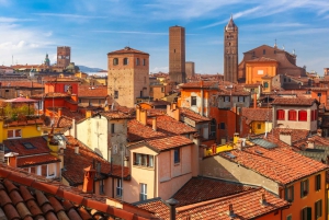From Florence: Private Bologna Walking Tour with Lunch