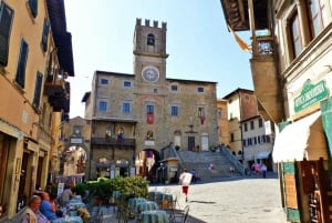 From Florence: Private Day Trip to Assisi and Cortona