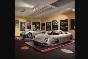 Von Florenz aus: Private Ferrari Tour