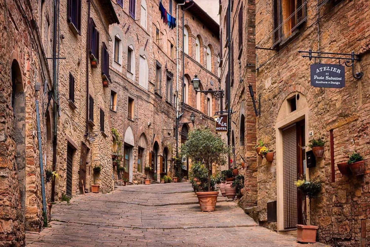 Vanuit Florence: PRIVÉ-rondleiding door San Gimignano en Volterra
