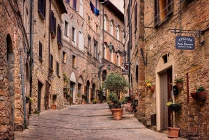 Vanuit Florence: PRIVÉ-rondleiding door San Gimignano en Volterra
