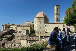 Vanuit Florence: PRIVÉ-rondleiding door San Gimignano en Volterra