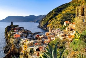 From Florence: Round-trip Transfer to Pisa & Cinque Terre