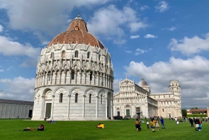 From Florence: Round-trip Transfer to Pisa & Cinque Terre