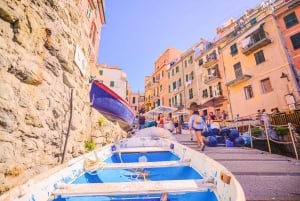 Von Florenz aus: Tagestour zu den Cinque Terre mit Meerblick