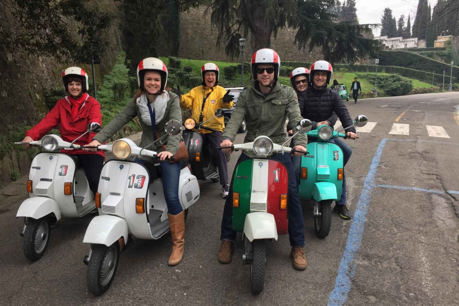 Desde Florencia: Excursión por la campiña toscana en una Vespa de época
