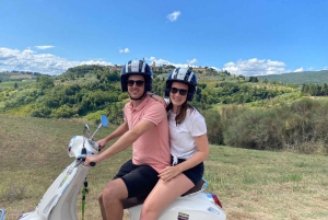 フィレンツェ発：トスカーナ・ヴェスパツアー（ランチ＆ワイン付き）