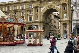 Vanaf Livorno: Dagtrip met gids naar Florence en Pisa met de bus