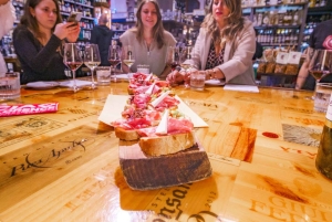 Passeggiata enogastronomica guidata a Firenze con tre degustazioni