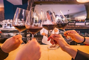 Passeggiata enogastronomica guidata a Firenze con tre degustazioni