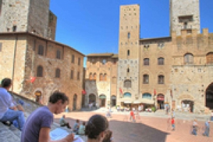 Half-Day Tour of San Gimignano From Florence