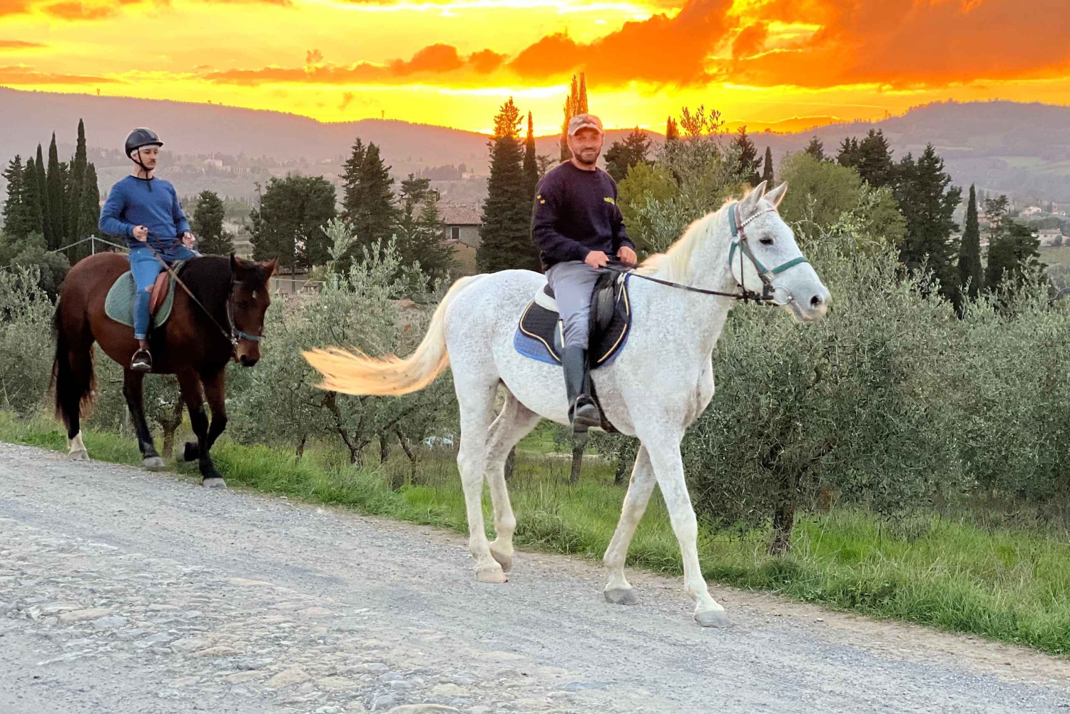 Верховая езда с винным туром из Флоренции