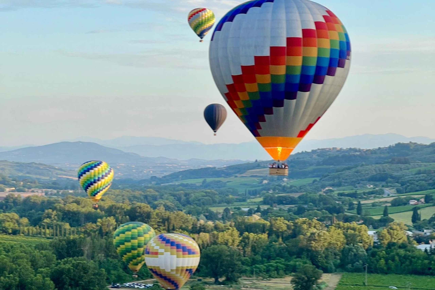 Heißluftballonfahrt in der Toskana vom Chianti-Gebiet aus