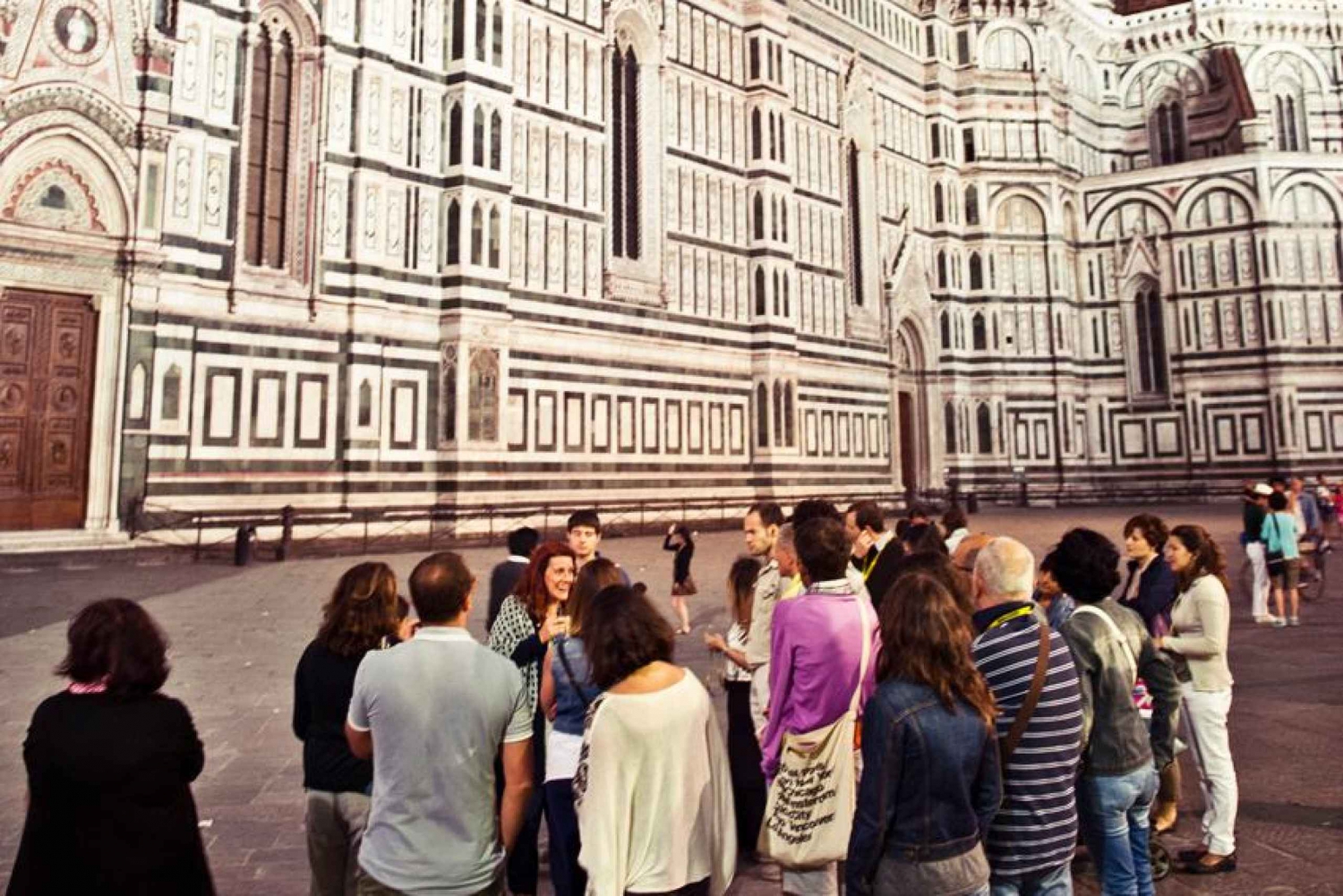Legends of Florence: Exclusive Walking Tour by night