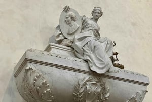 La tomba di Michelangelo: tour guidato esclusivo 'salta la fila'.