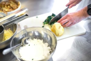 Pasta Cooking Experience in Florence