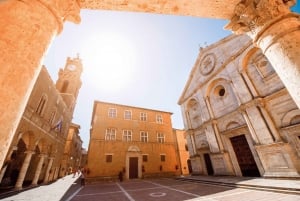 From Florence: Val D'Orcia, Montepulciano, Pienza Wine Tour