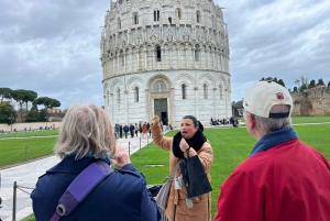 Piza: Wycieczka z przewodnikiem z opcjonalnymi biletami na wieżę