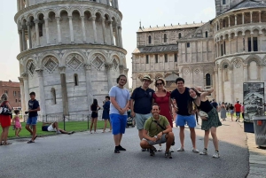 Piza: Wycieczka z przewodnikiem z opcjonalnymi biletami na wieżę