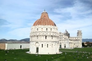 From Florence: Pisa & Leaning Tower Half-Day Tour